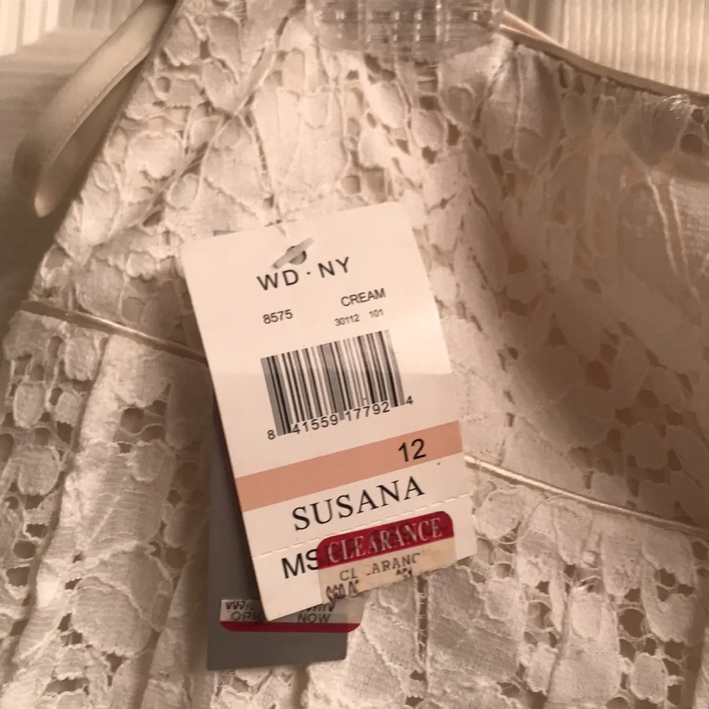 WD NY Beautiful ivory eyelet flare skirt - Picture 6 of 6